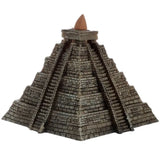 encens en cône posé sur brûle encens pyramide