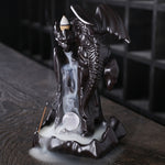 bâtonnet d'encens sur porte-encens en fontaine, forme de dragon